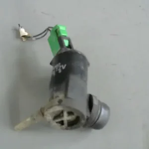 Azonnali szállítás SUZUKI SWIFT 96-05 Ablakmosó motor első bontott alkatrész