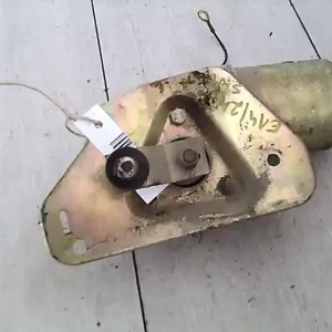 SUZUKI SWIFT 96-05 Ablaktörlő motor első bontott alkatrész Kiárusítás