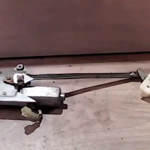 SUZUKI SWIFT 96-05 Ablaktörlő motor hátsó bontott alkatrész Akció