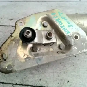 SUZUKI SWIFT 96-05 Ablaktörlő motor első bontott alkatrész Szuper ajánlat