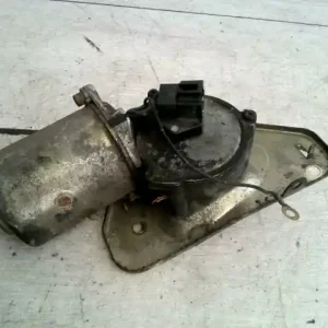 SUZUKI SWIFT 96-05 Ablaktörlő motor első bontott alkatrész Legkelendőbb