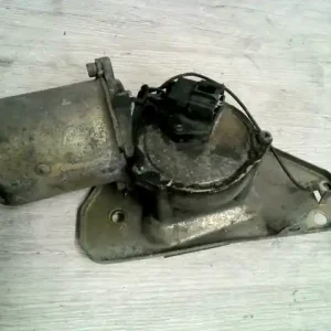 SUZUKI SWIFT 96-05 Ablaktörlő motor első bontott alkatrész Azonnal elérhető