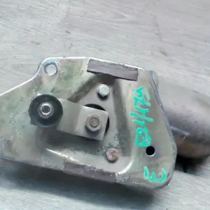 Exkluzív ajánlat SUZUKI SWIFT 96-05 Ablaktörlő motor első bontott alkatrész