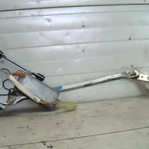 Alacsony ár SUZUKI SWIFT 96-05 Ablaktörlő motor hátsó bontott alkatrész