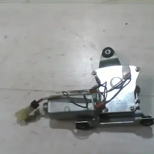 Vedd meg online SUZUKI SWIFT 96-05 Ablaktörlő motor hátsó bontott alkatrész