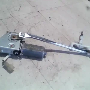 SUZUKI SWIFT 96-05 Ablaktörlő motor hátsó 3 ajtós bontott alkatrész Gyors kiszállítás