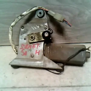 Ingyenes szállítás SUZUKI SWIFT 96-05 Ablaktörlő motor hátsó 5 ajtós bontott alkatrész