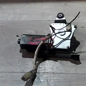 SUZUKI SWIFT 96-05 Ablaktörlő motor hátsó bontott alkatrész Különleges ajánlat