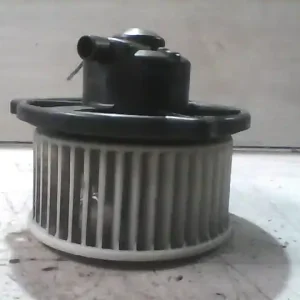 Vedd meg most SUZUKI SWIFT 96-05 Fűtőmotor bontott alkatrész