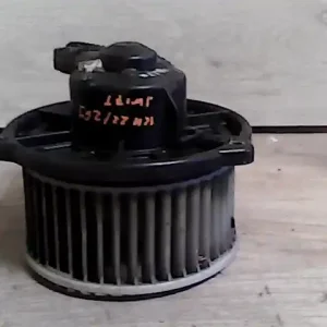 Csak ma SUZUKI SWIFT 96-05 Fűtőmotor bontott alkatrész