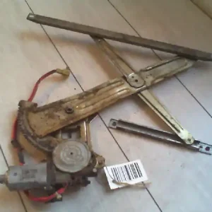 SUZUKI SWIFT 96-05 Jobb első ablakemelő szerkezet elektromos bontott alkatrész Prémium