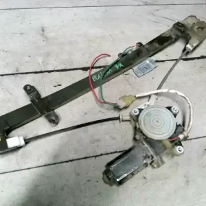 SUZUKI SWIFT 96-05 Jobb hátsó ablakemelő szerkezet elektromos bontott alkatrész Legkelendőbb