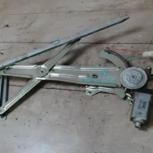 SUZUKI SWIFT 96-05 Jobb első ablakemelő szerkezet elektromos bontott alkatrész Csak ma