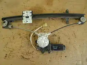 Ingyenes szállítás SUZUKI SWIFT 96-05 Jobb hátsó ablakemelő szerkezet elektromos bontott alkatrész