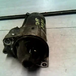 Gyors szállítás SUZUKI SWIFT 96-05 önindító. benzines bontott alkatrész