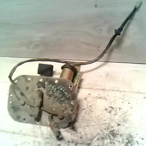 Bestseller SUZUKI SWIFT 96-05 üzemanyag szivattyú 1.0 i bontott alkatrész