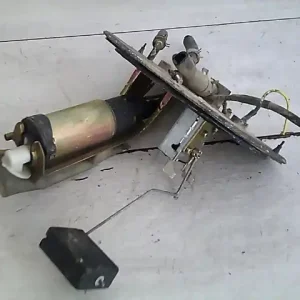 SUZUKI SWIFT 96-05 üzemanyag szivattyú 1.3ibontott alkatrész Olcsó