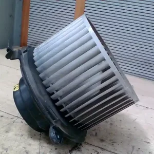 SUZUKI SX4 Fűtőmotor bontott alkatrész Utolsó esély