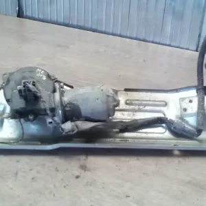 SUZUKI WAGON R Ablaktörlő motor első bontott alkatrész Árcsökkenés