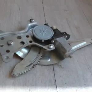 Biztonságos vásárlás SUZUKI SX4 Jobb hátsó ablakemelő szerkezet elektromos 5 ajtós bontott alkatrész