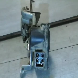 Csak ma SUZUKI VITARA 88.05-97 Csomagtérajtó központi zár motor bontott alkatrész