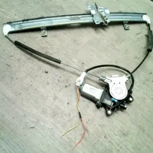 Expressz szállítás SUZUKI Vitara/Grand Vitara 1998.04.01-2004.12.31 Bal első ablakemelő szerkezet elektromos bontott alkatrész