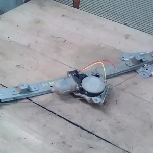 SUZUKI Vitara/Grand Vitara 2005.02.01-17.03.31 Jobb hátsó ablakemelő szerkezet elektromos 5 ajtós bontott alkatrész Újdonság