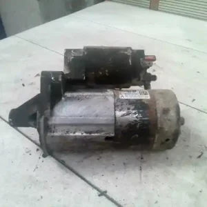 Kiárusítás SUZUKI WAGON R önindító. 0.8i bontott alkatrész