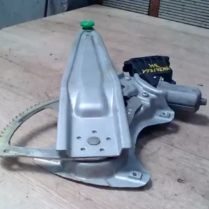 TOYOTA Auris 2007.03.01-2010.02.28 Jobb hátsó ablakemelő szerkezet elektromos 5 ajtós bontott alkatrész Alacsony ár