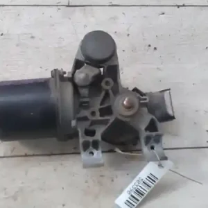 Azonnal elérhető TOYOTA Aygo 2005.07.01-2008.12.31 Ablaktörlő motor első bontott alkatrész