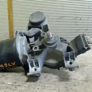 TOYOTA Aygo 2005.07.01-2008.12.31 Ablaktörlő motor első bontott alkatrész Csak ma