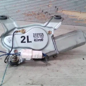 Népszerű TOYOTA COROLLA AE/EE 92.05-97.04 Ablaktörlő motor hátsó ferdehátú kivitel 5 ajtós bontott alkatrész