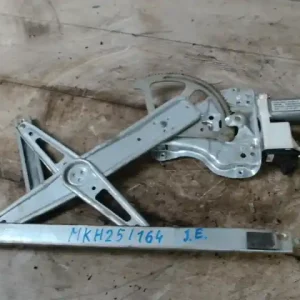 TOYOTA Corolla (E120) 2002.01.01-2004.05.31 Jobb első ablakemelő szerkezet elektromos bontott alkatrész Csak ma