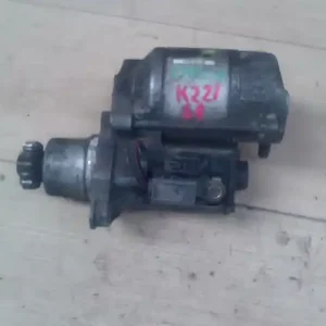 Kiárusítás TOYOTA CARINA E 92.04-97.07 önindító. benzines 2.0i bontott alkatrész