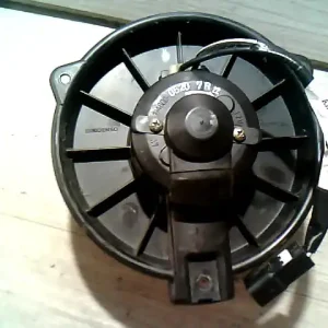 Árcsökkenés TOYOTA COROLLA AE/EE 92.05-97.04 Fűtőmotor 1.3 i bontott alkatrész