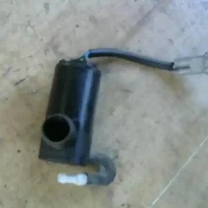 TOYOTA PREVIA Ablakmosó motor első bontott alkatrész Népszerű