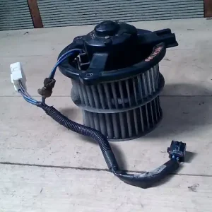 Ne maradj le TOYOTA YARIS VERSO 00-05 Fűtőmotor bontott alkatrész