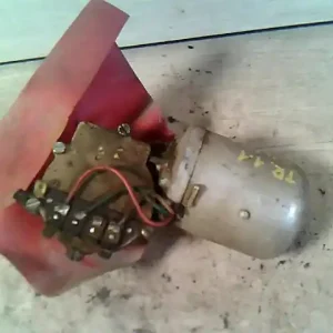 Prémium TRABANT 1,1 Ablaktörlő motor első bontott alkatrész