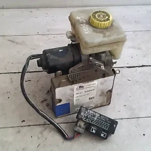 Kihagyhatatlan ajánlat VOLVO 460 Abs abr esp pumpa bontott alkatrész