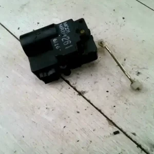 VOLVO S40 Fűtésszabályzó zsalu állító motor bontott alkatrész Bestseller