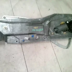 VOLVO S70 Jobb első ablakemelő szerkezet elektromos bontott alkatrész Nézd meg most