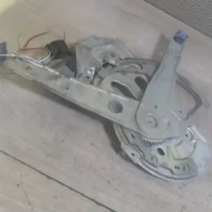 Vedd meg online VOLVO S60 Bal első ablakemelő szerkezet elektromos bontott alkatrész