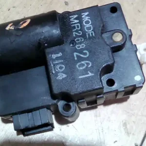 Csak ma VOLVO S40 2000.06.01-2004.05.31 Fűtésszabályzó zsalu állító motor bontott alkatrész