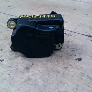 VOLVO S80 98.05.01-06.02.28 Fűtésszabályzó zsalu állító motor bontott alkatrész Olcsóbb