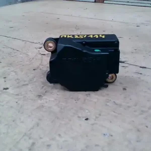 Korlátozott ajánlat VOLVO S80 98.05.01-06.02.28 Fűtésszabályzó zsalu állító motor bontott alkatrész