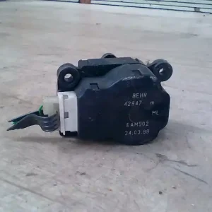 VOLVO S80 98.05.01-06.02.28 Fűtésszabályzó zsalu állító motor bontott alkatrész Azonnali szállítás