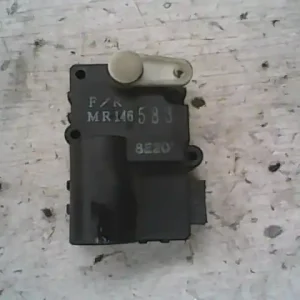 Olcsó VOLVO V40 Fűtésszabályzó zsalu állító motor bontott alkatrész