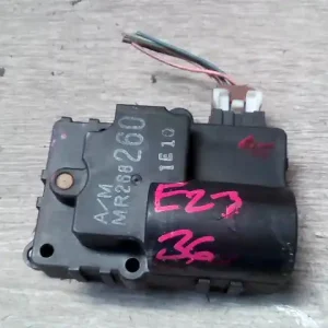 Népszerű VOLVO V40 Fűtésszabályzó zsalu állító motor bontott alkatrész