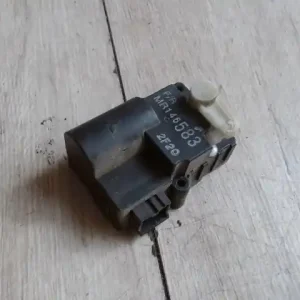 Legjobb ár VOLVO V40 Fűtésszabályzó zsalu állító motor bontott alkatrész