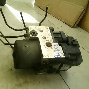 VOLVO V40 Abs kocka1.6i bontott alkatrész Népszerű